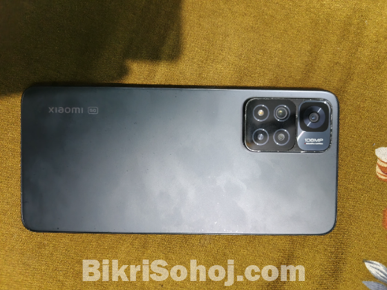 Xiaomi 11i Hyper Charge